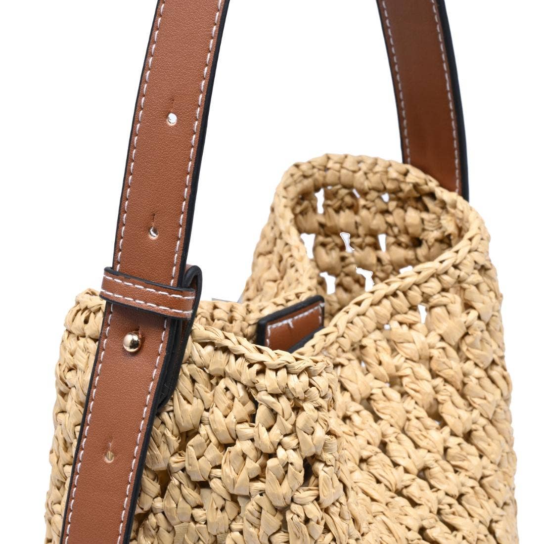 Handwoven bucket Shoulder Bag - natural