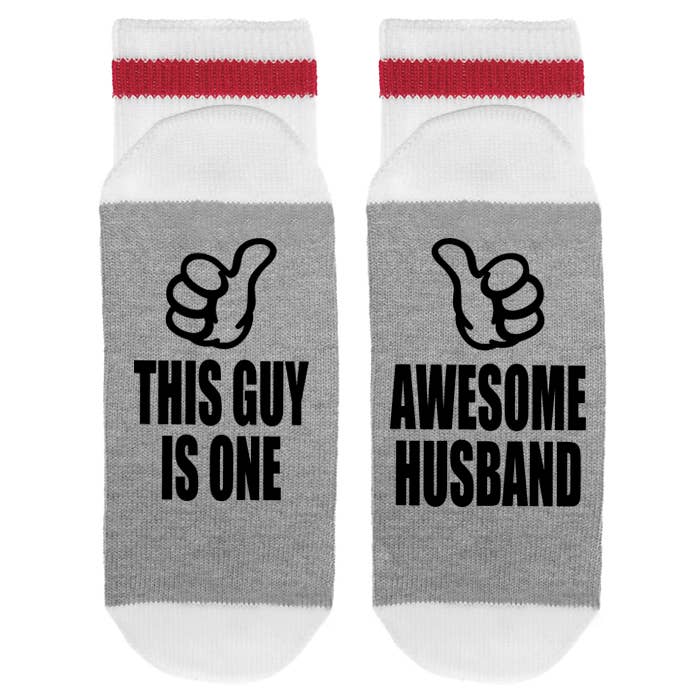 This Guy Is One Awesome Husband - Socks