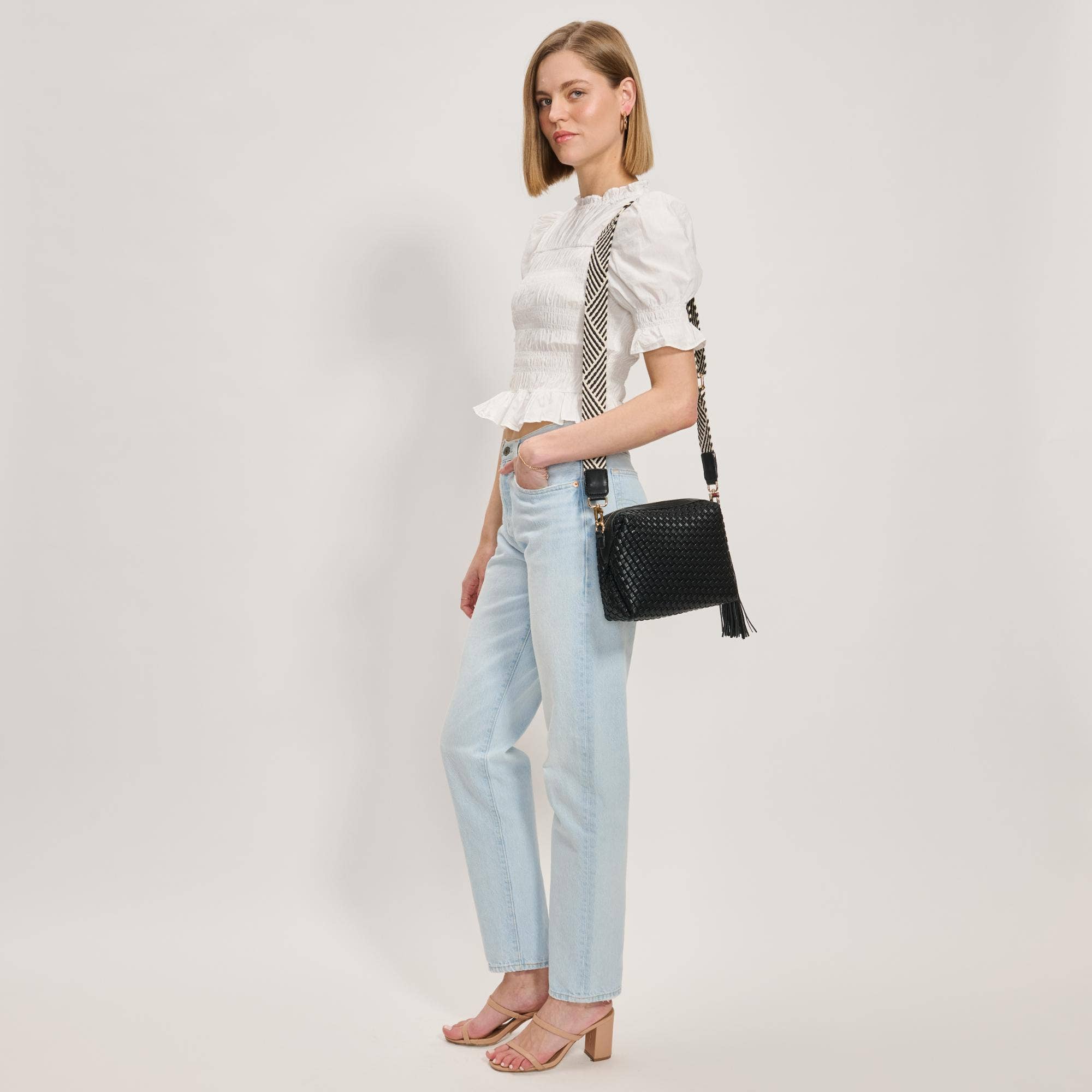 Woven Crossbody - black