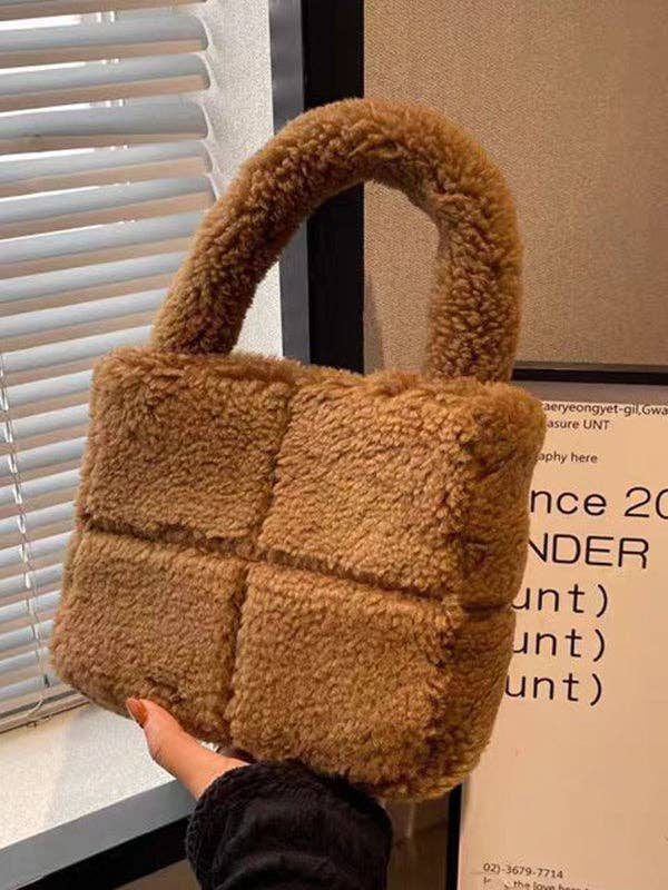 SHERPA Handbag - teddy