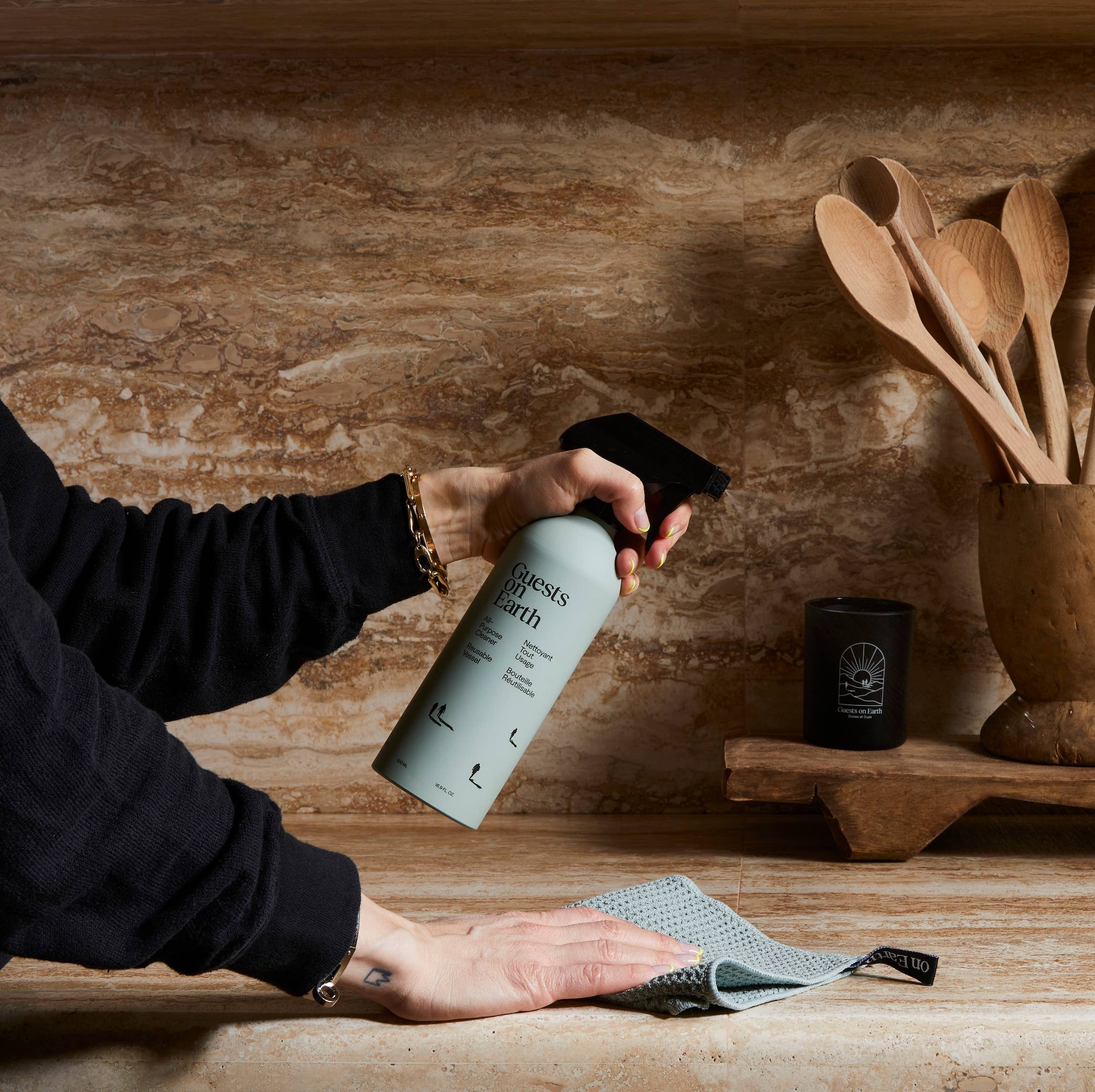 Guests on earth All-Purpose Cleaner