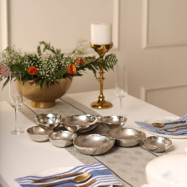 Silver Textured Aluminum 11-bowl Cluster Platter