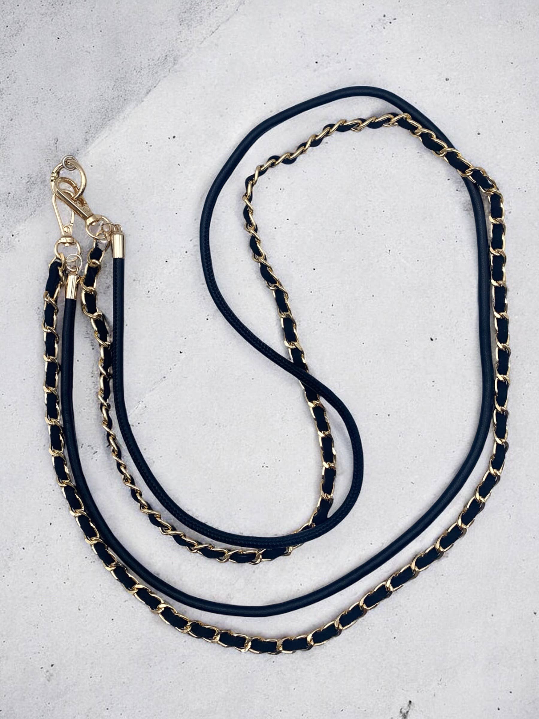 long phone chain-black