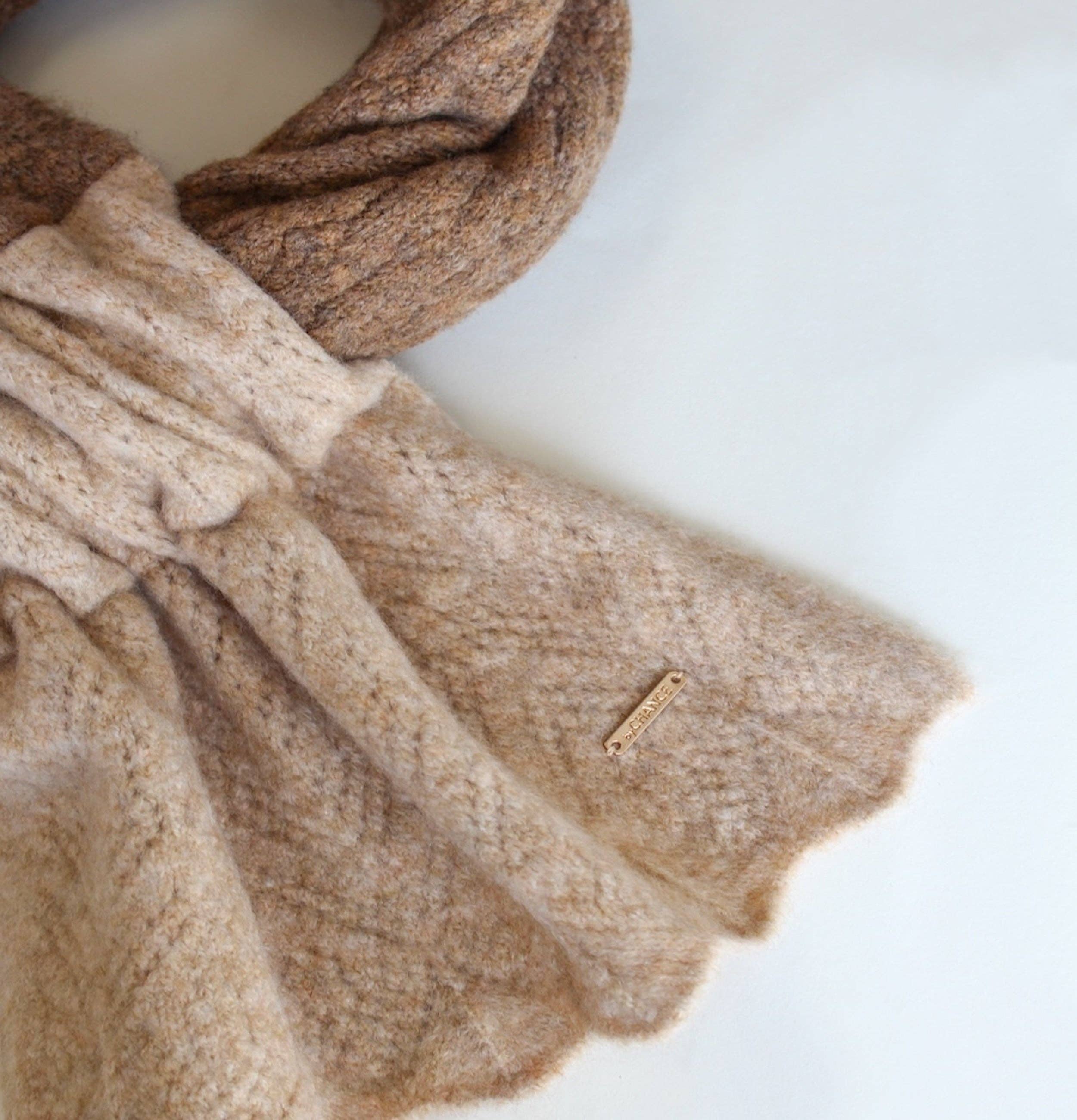 Winter Slide Through Scarf - Tan & Cream