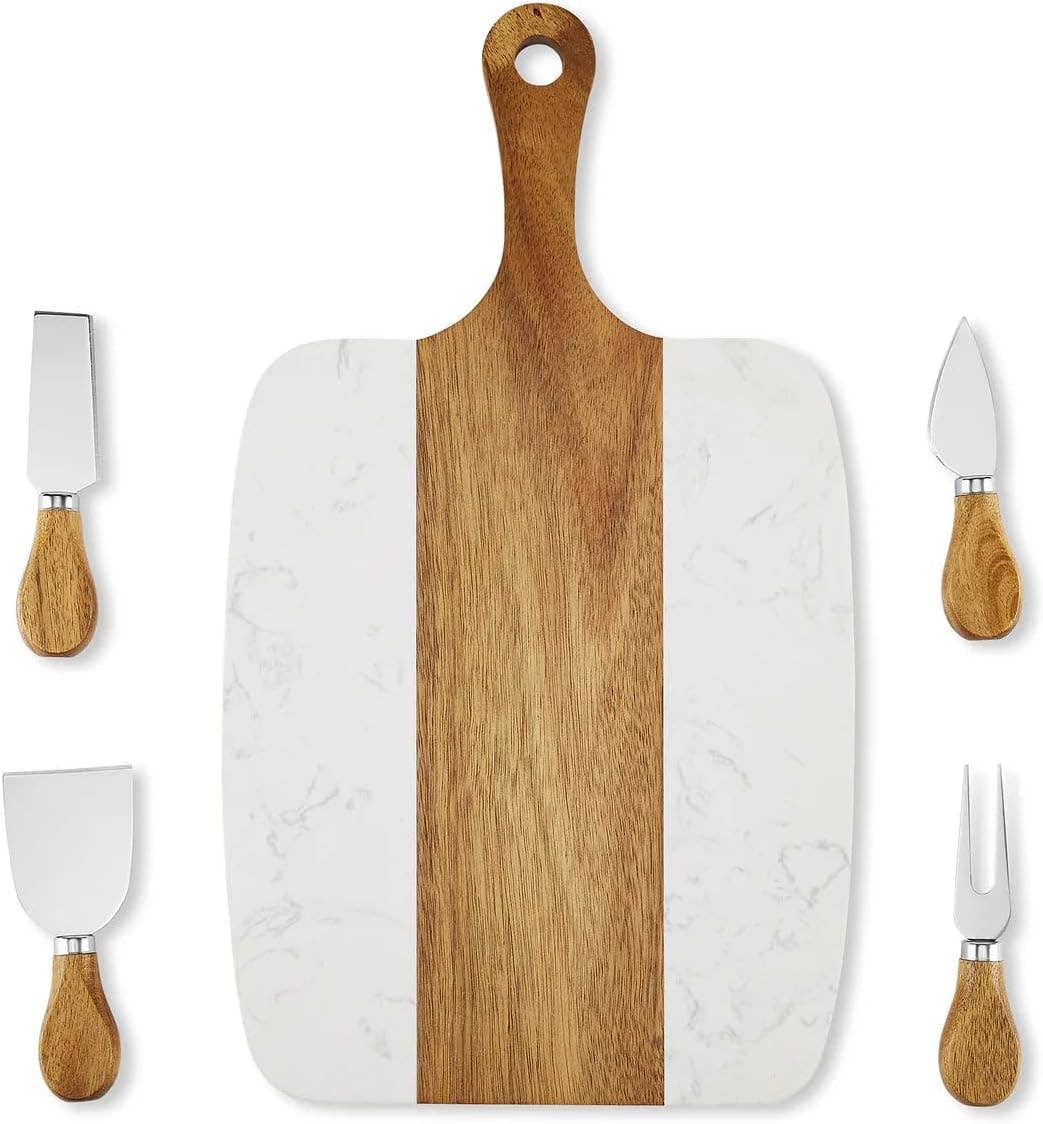 Planche de service en bois et marbre