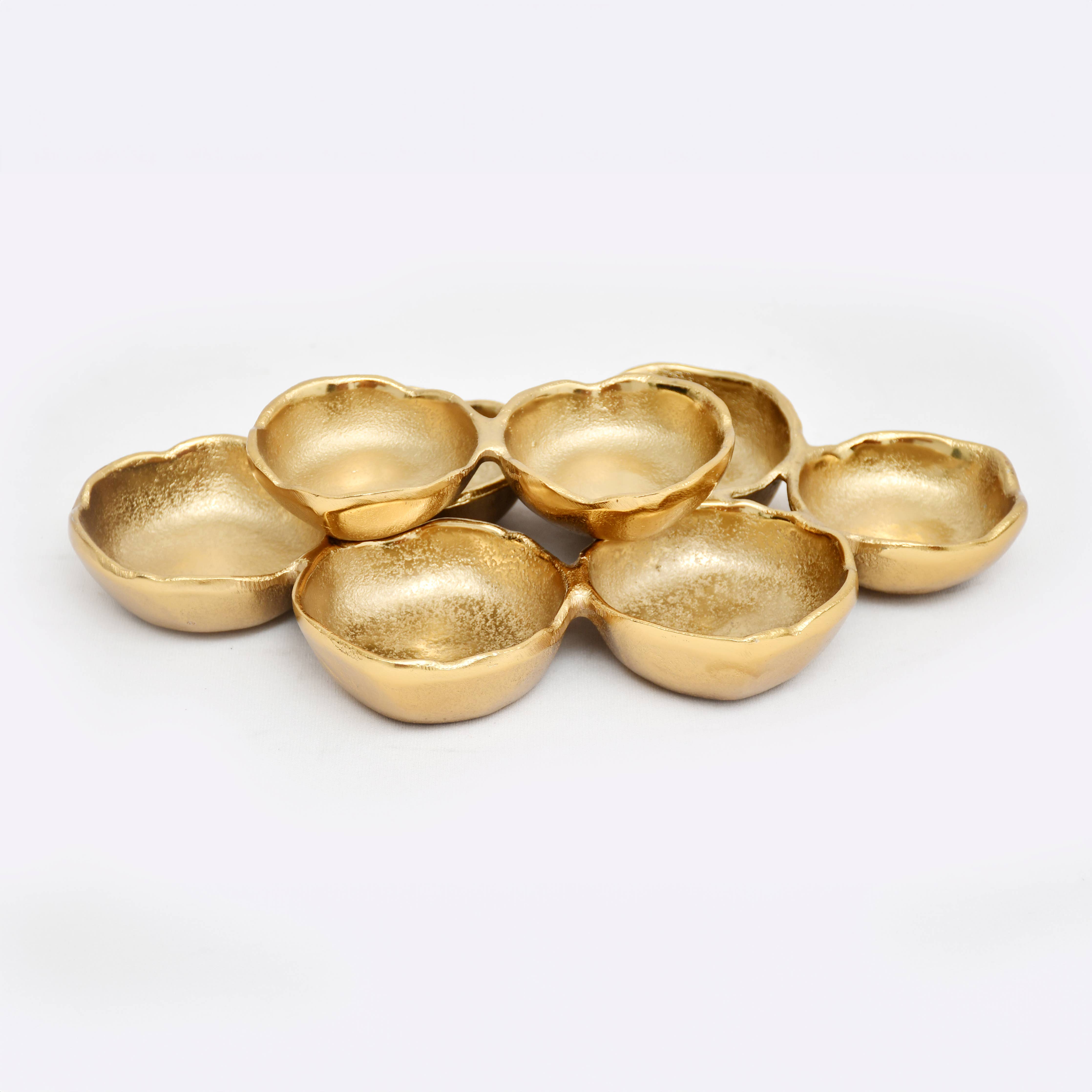 Aluminum Gold 8 Bowl Cluster