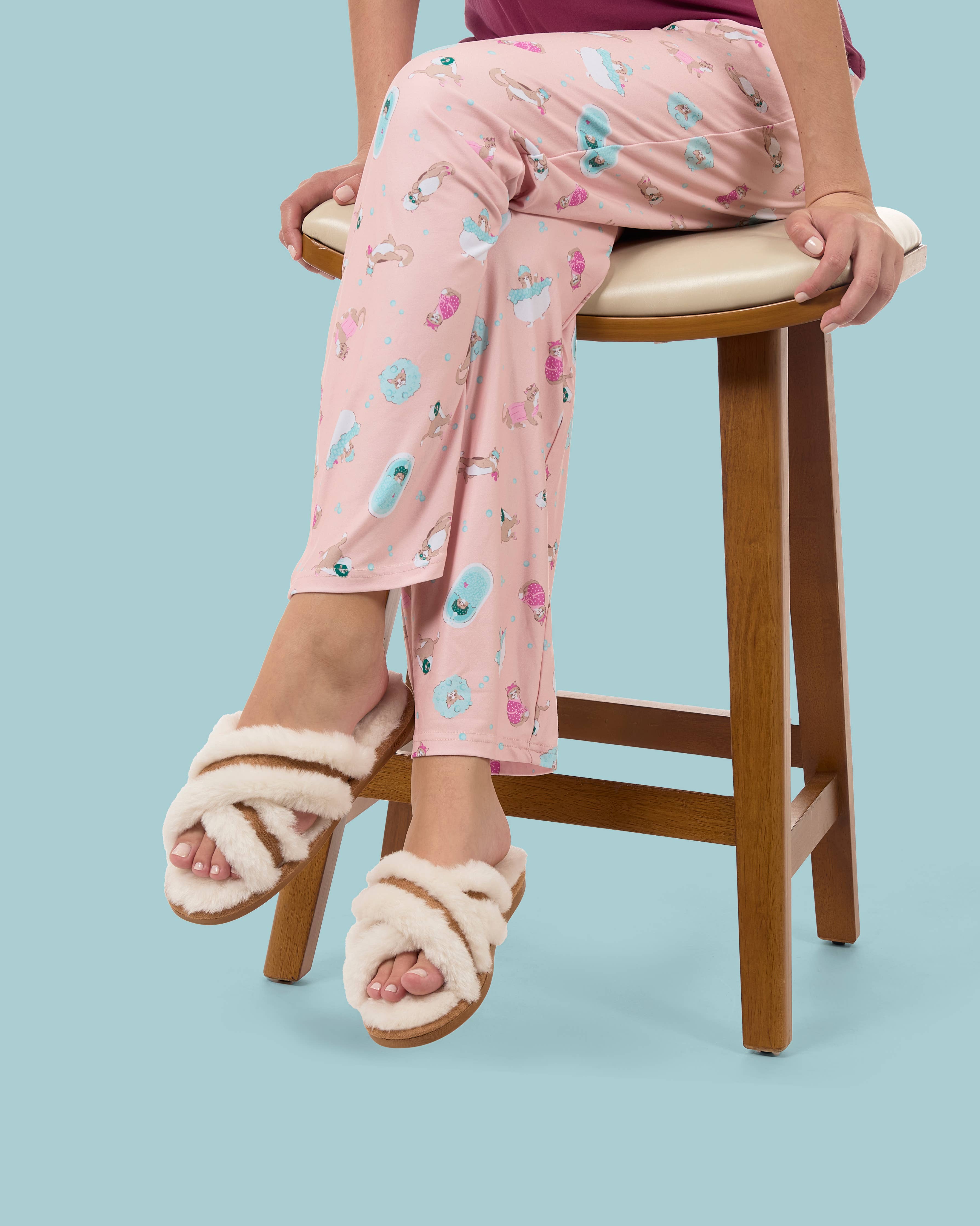 La pantoufle en peluche Serina