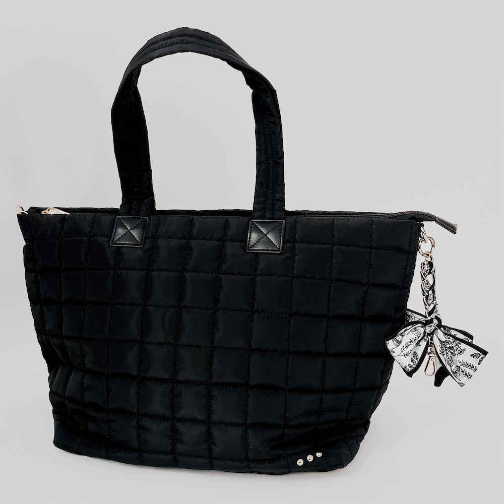 Bijou de sac en satin