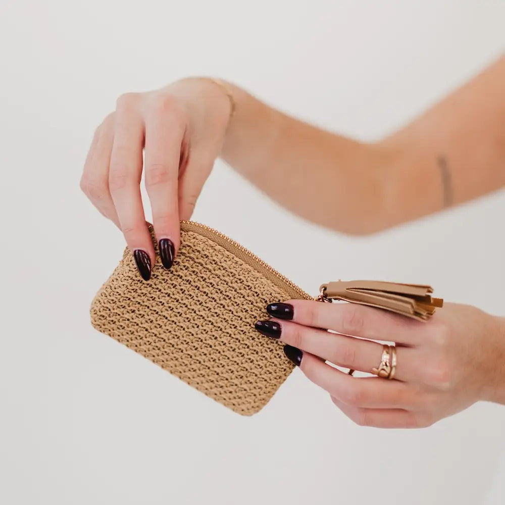 Raffia clippable card holder wallet - tan