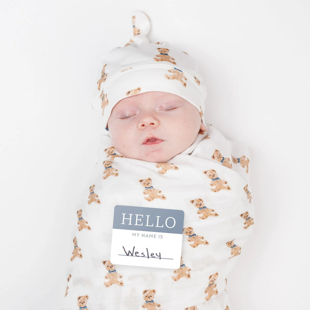 Hello World swaddle & Knotted Hat – Bears