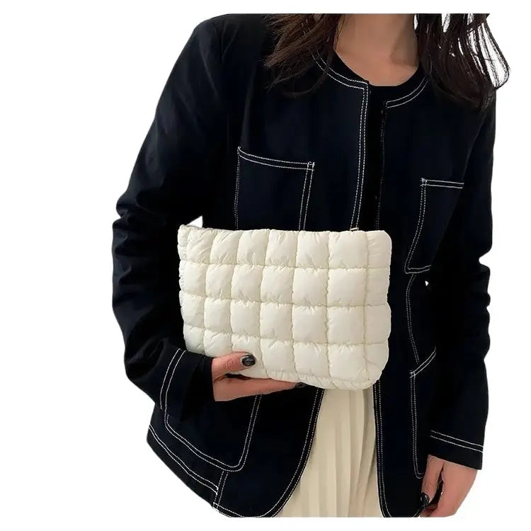 Trousse de maquillage matelassée - crème