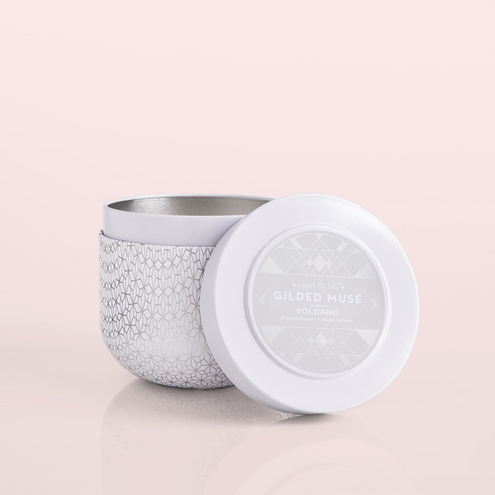 Bougie Capri Blue Volcano White Opal en étain doré