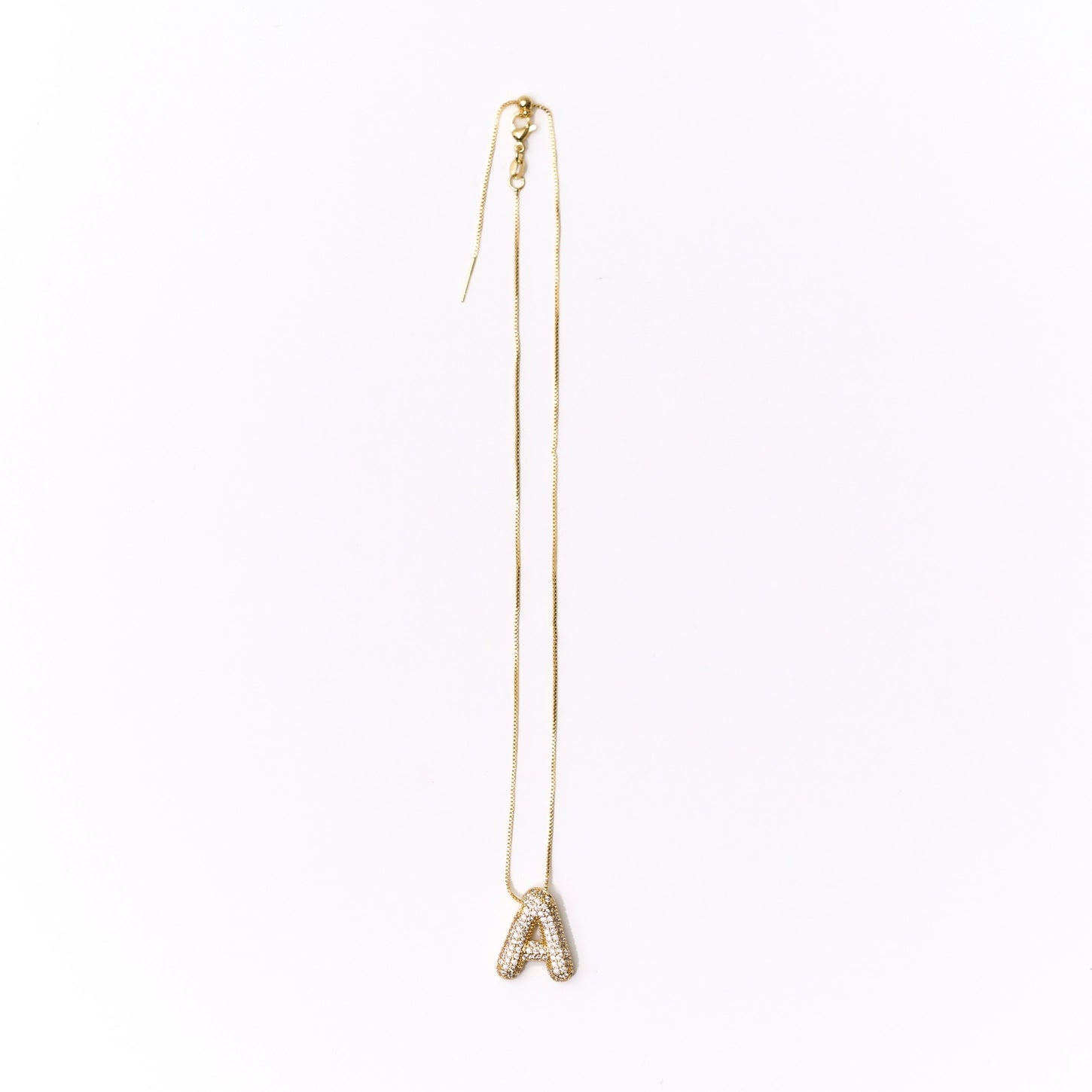 Collier en cristal avec lettres à bulles