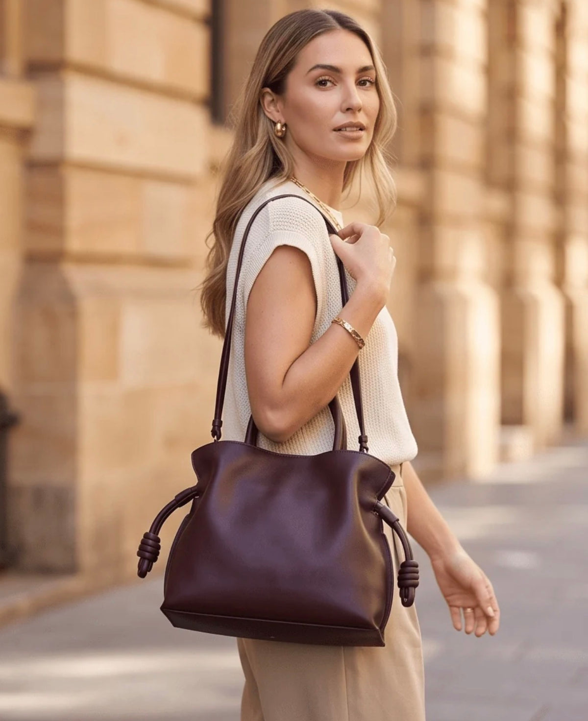 Vegan leather handbag - espresso