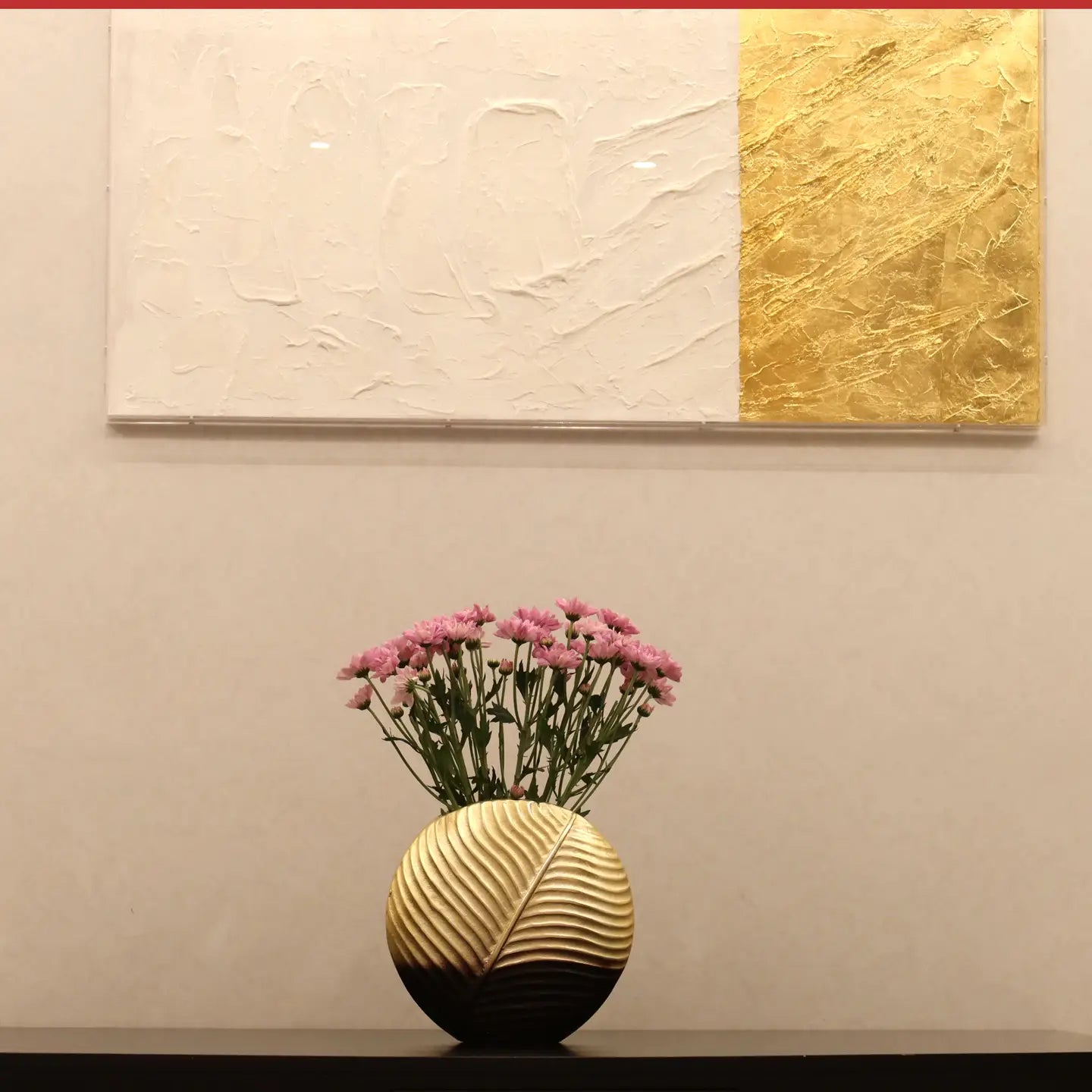 Vase rond à feuilles bicolores or et marron