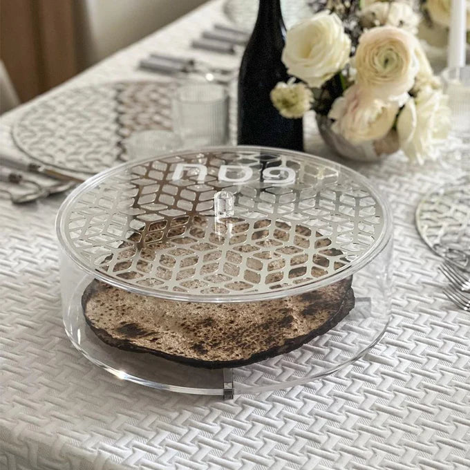 Boîte à matza ronde en lucite découpée au laser - argent