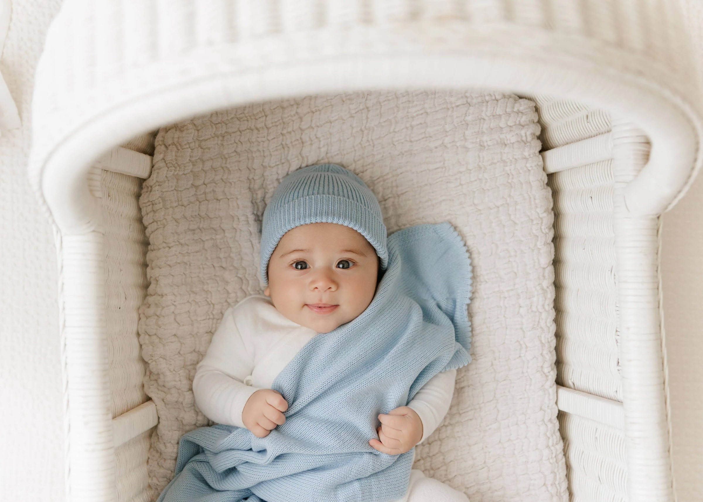 Luxe - 100% Organic Cotton Knit Blanket + Hat Set - sky blue