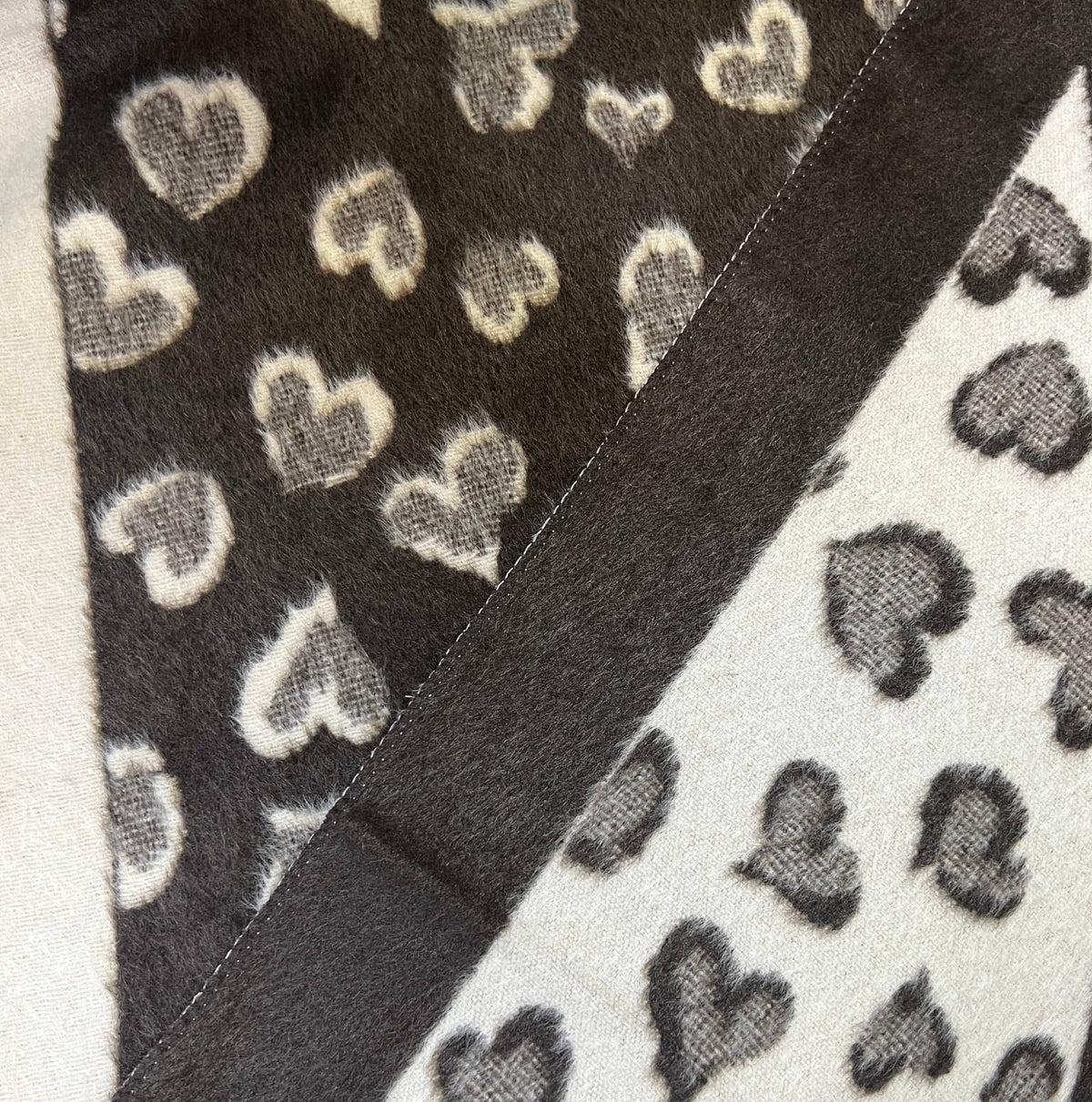 Soft Leopard Heart Triangle - light coffee