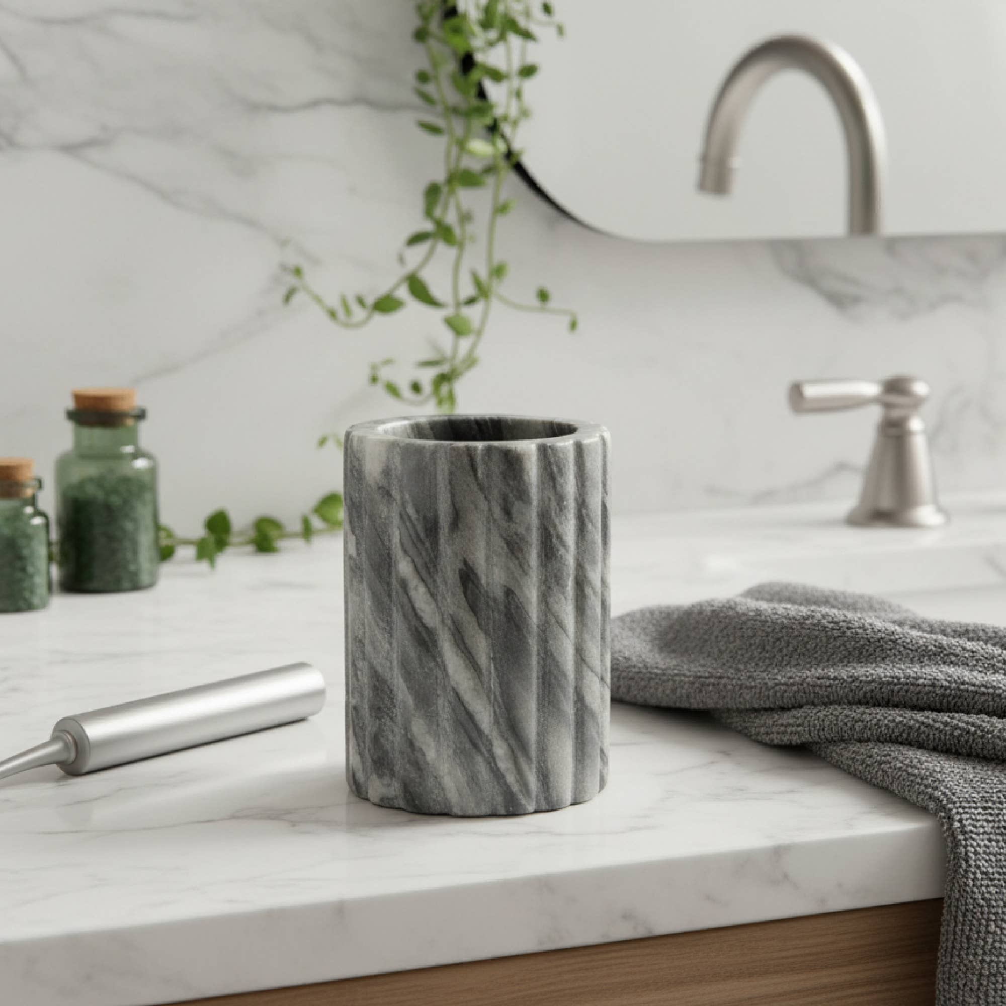 Grey ribbed Marble Tumbler