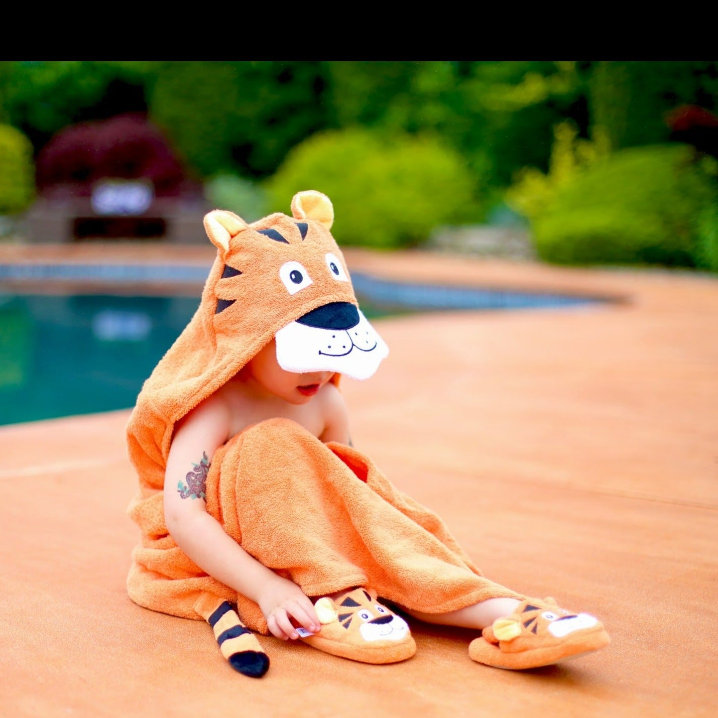 Personalized Hooded Towel- Tiger