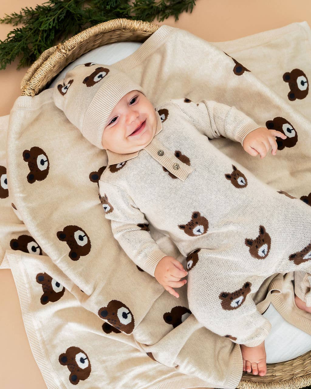 Personalized brown bear - Organic Cotton Baby Blanket