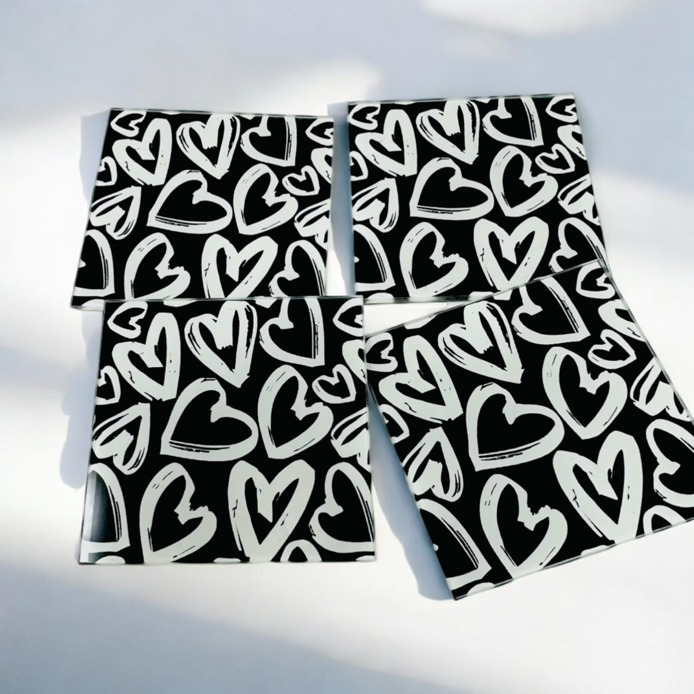 Black And White Hearts  Coaster Set