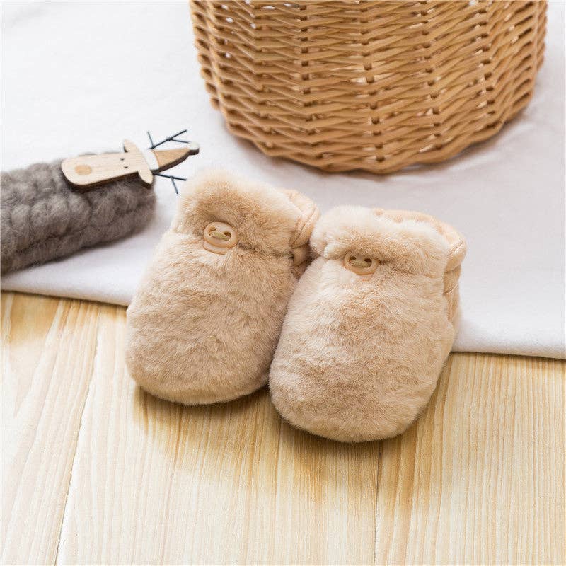 Plush Warm baby booties - brown