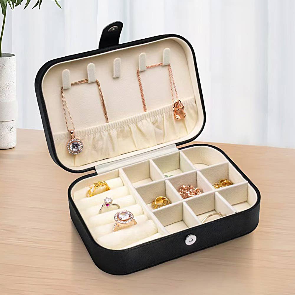 Personalized Faux Leather Portable Jewelry Box: Black