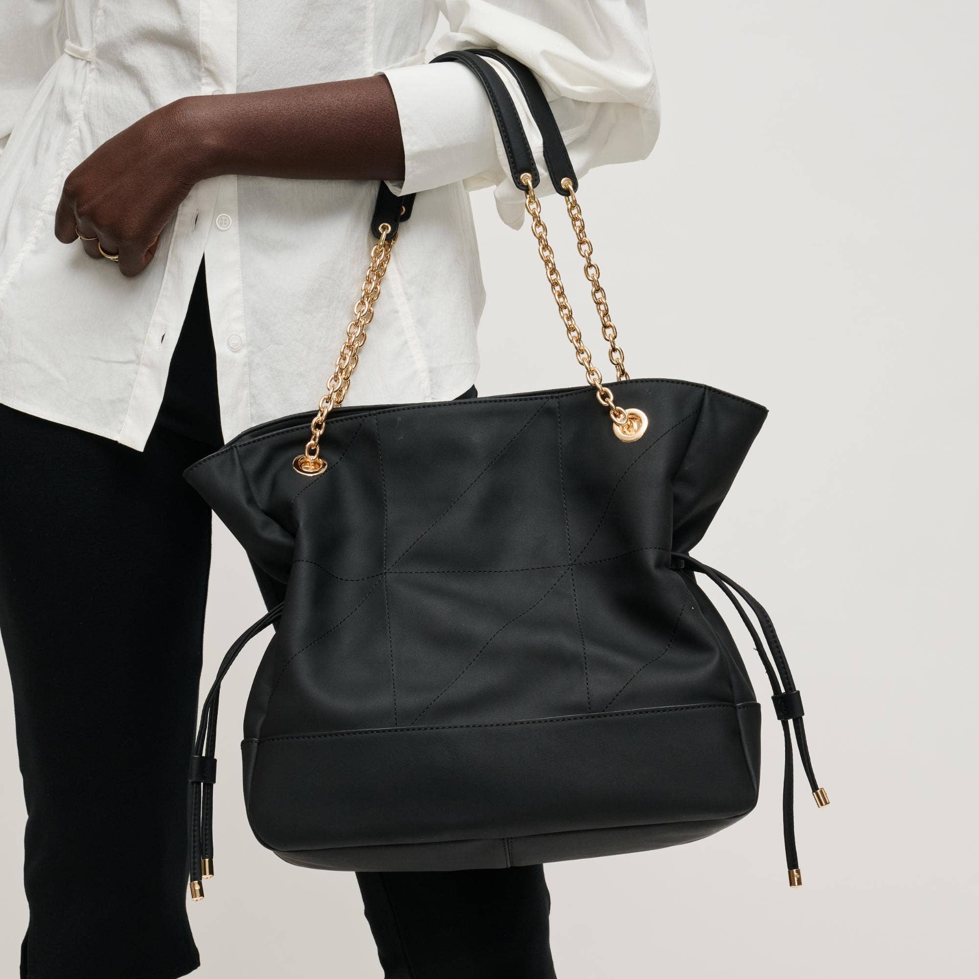 Cinched quilted Tote - black