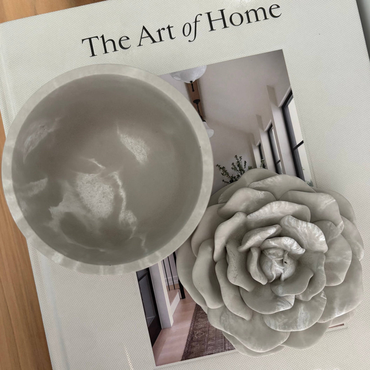 Bloom Rose Lid Concrete Vessel - gray and white swirl