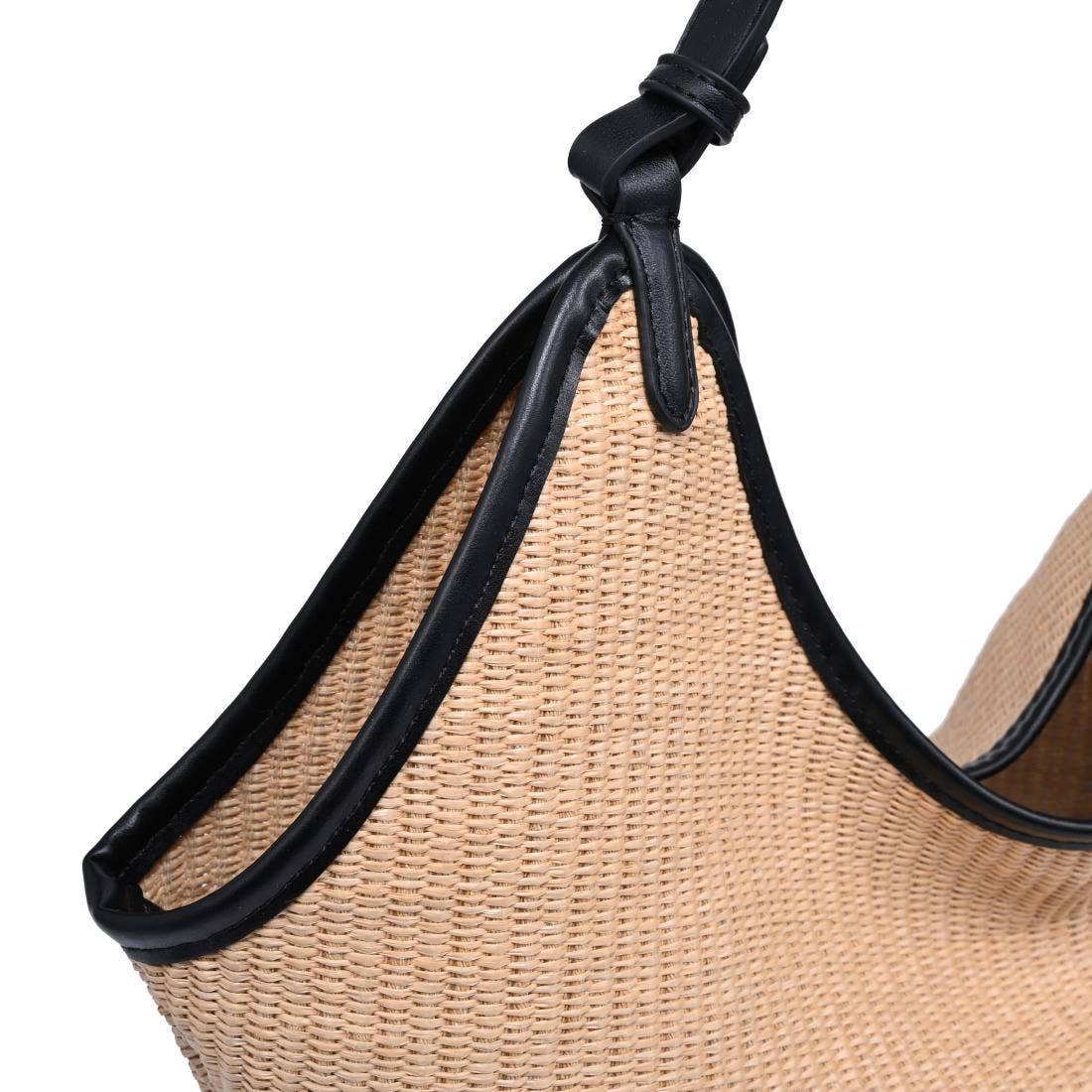 Sac cabas en paille avec bandoulière nouée
