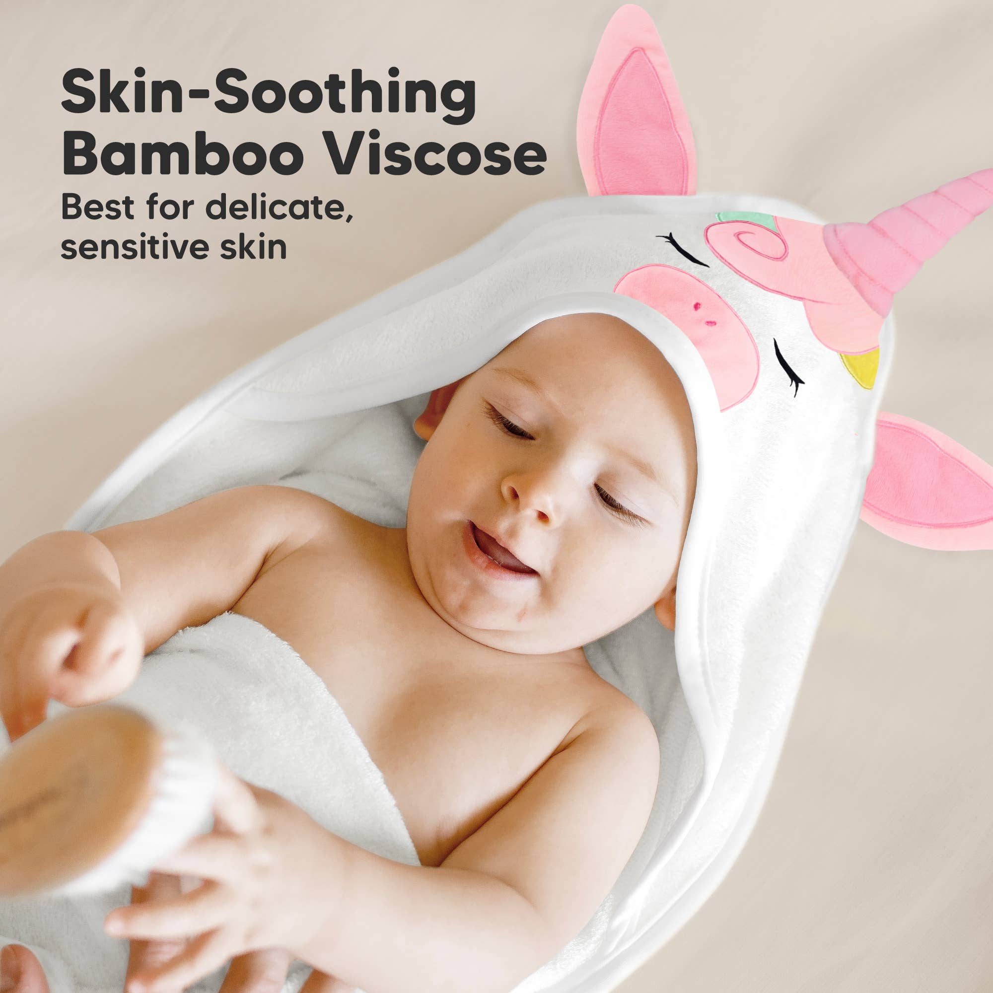 Personalized Cotton Bamboo Hooded Towel - Unicorn
