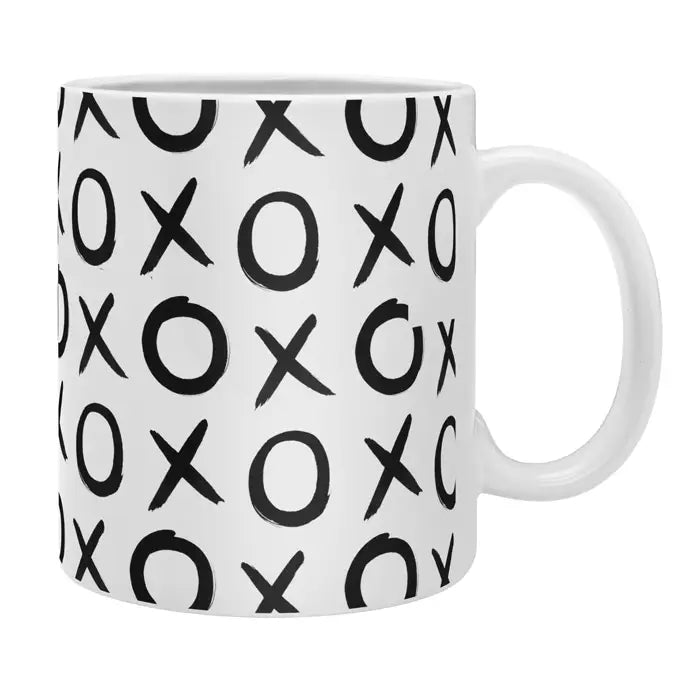 Love Xo Black and White Coffee Mug