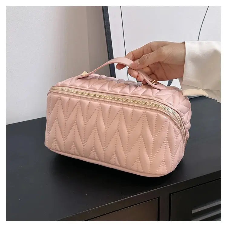 Woven Chic Cosmetic Bag | Pink