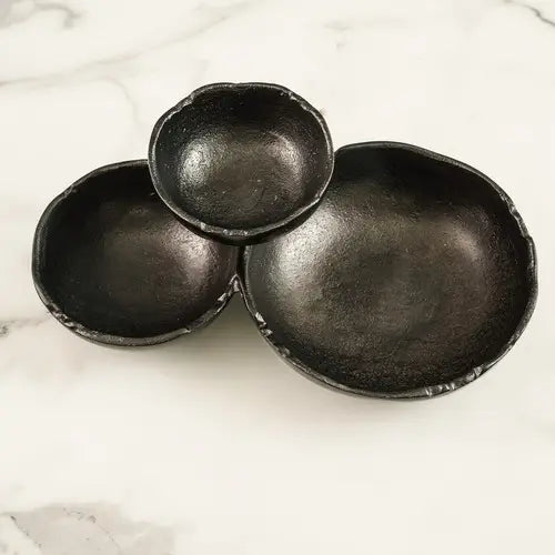 Black Aluminum 3-Bowl Cluster Dish