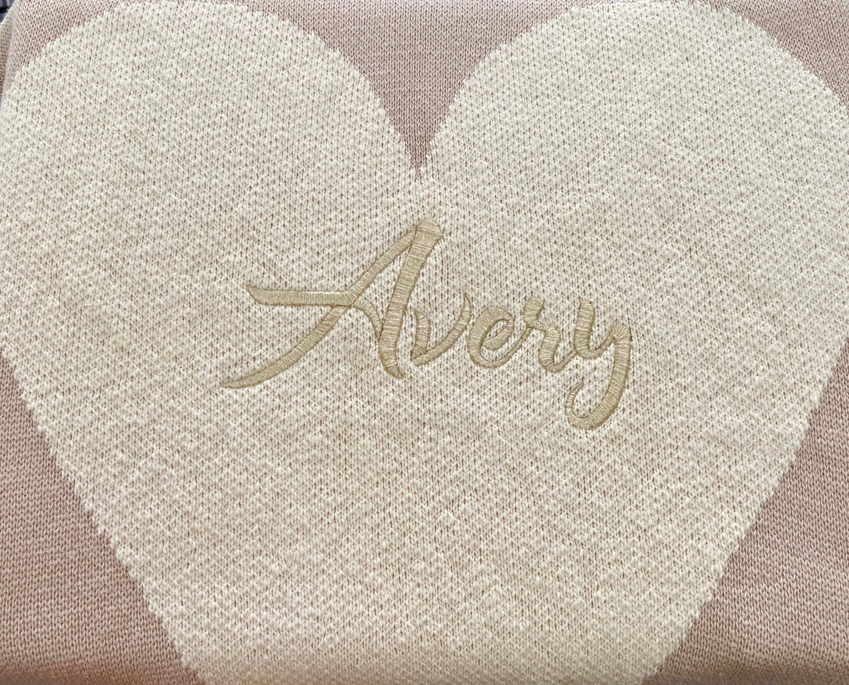 PERSONALIZED BLANKET - sand WITH CREAM HEART