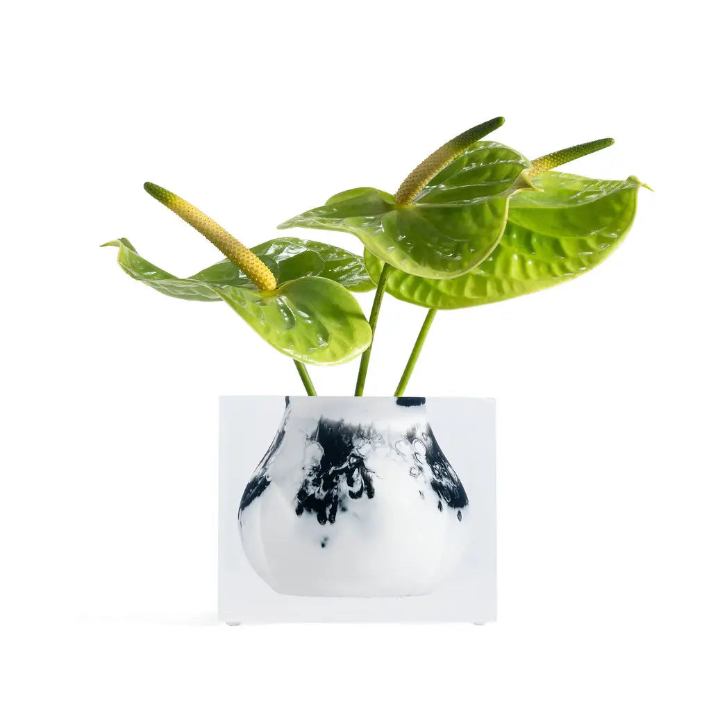 Mosco Bud Vase | White Marble