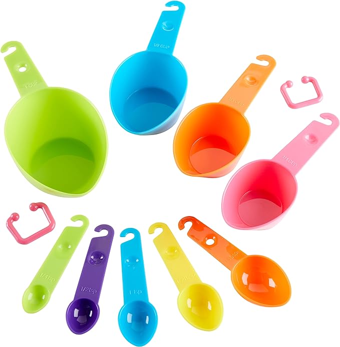 Little Chef’s in the kitchen - Measuring Cups