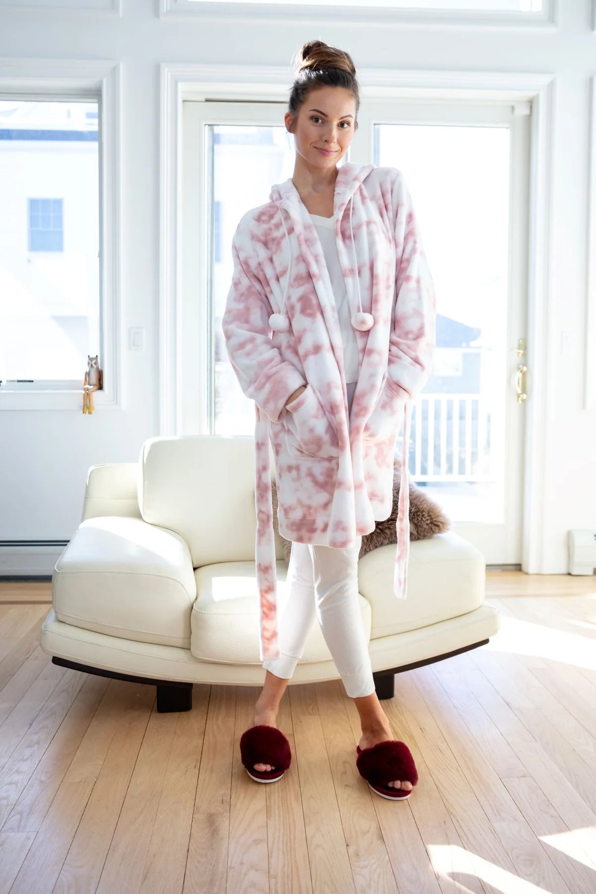 PLUSH POM POM HOODED LOUNGE ROBE - PINK MARBLE