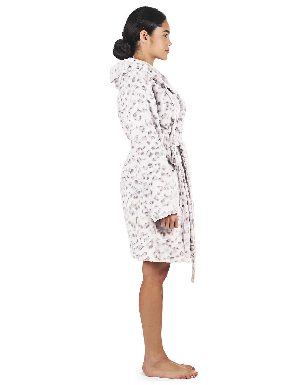 PLUSH HOODED ROBE WITH POM-POM DRAWSTRINGS - LEOPARD