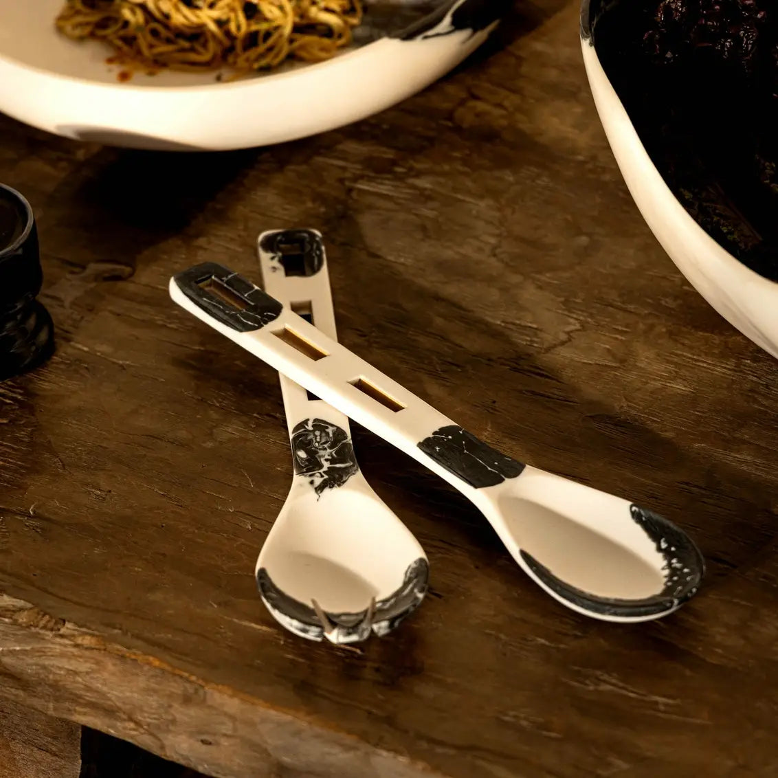 Lucente Black & White Matte Organic Bowl and servers set