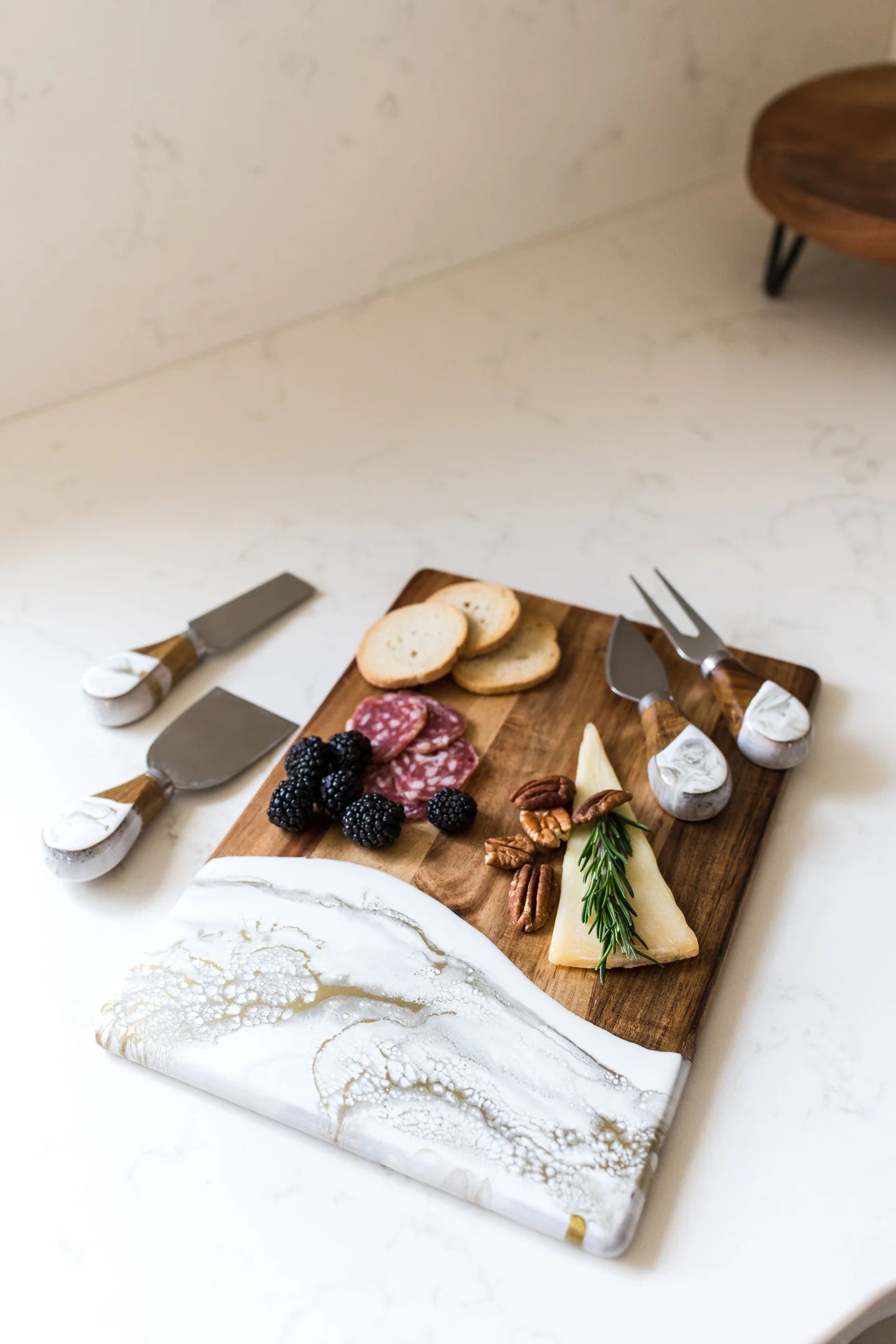 Resin Coated Cheese Knife Set - gold quartz