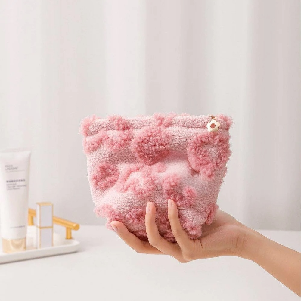 Pink heart Make Up Bag : Small