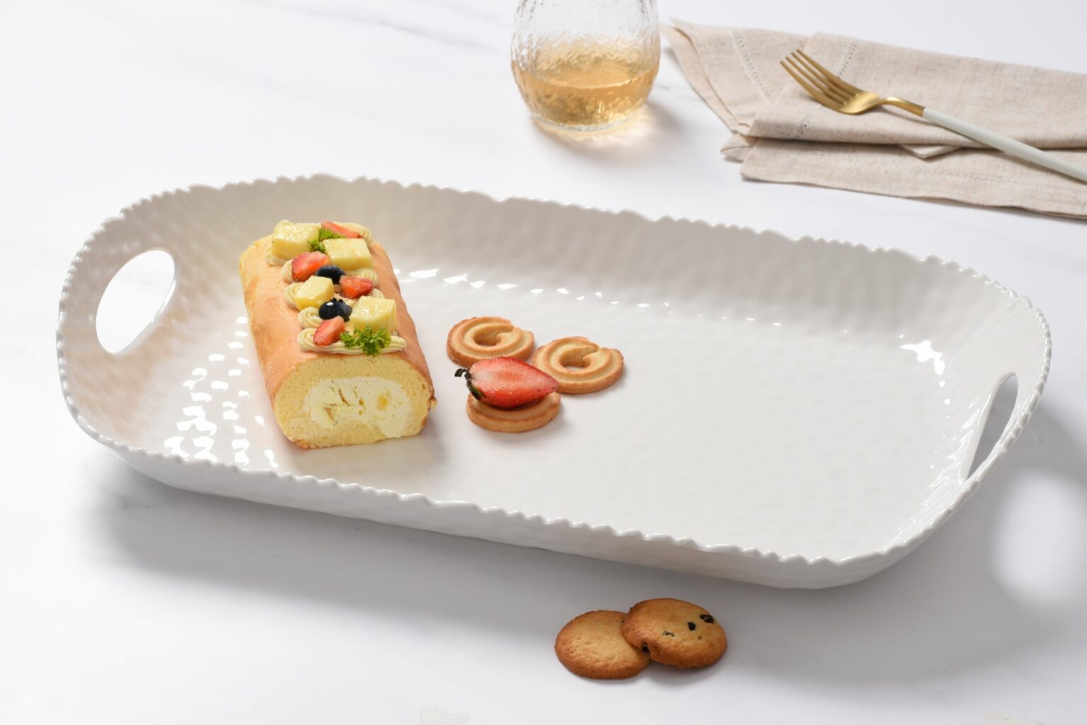 Pampa Bay Melamine - Waves Rectangular Tray with Handles