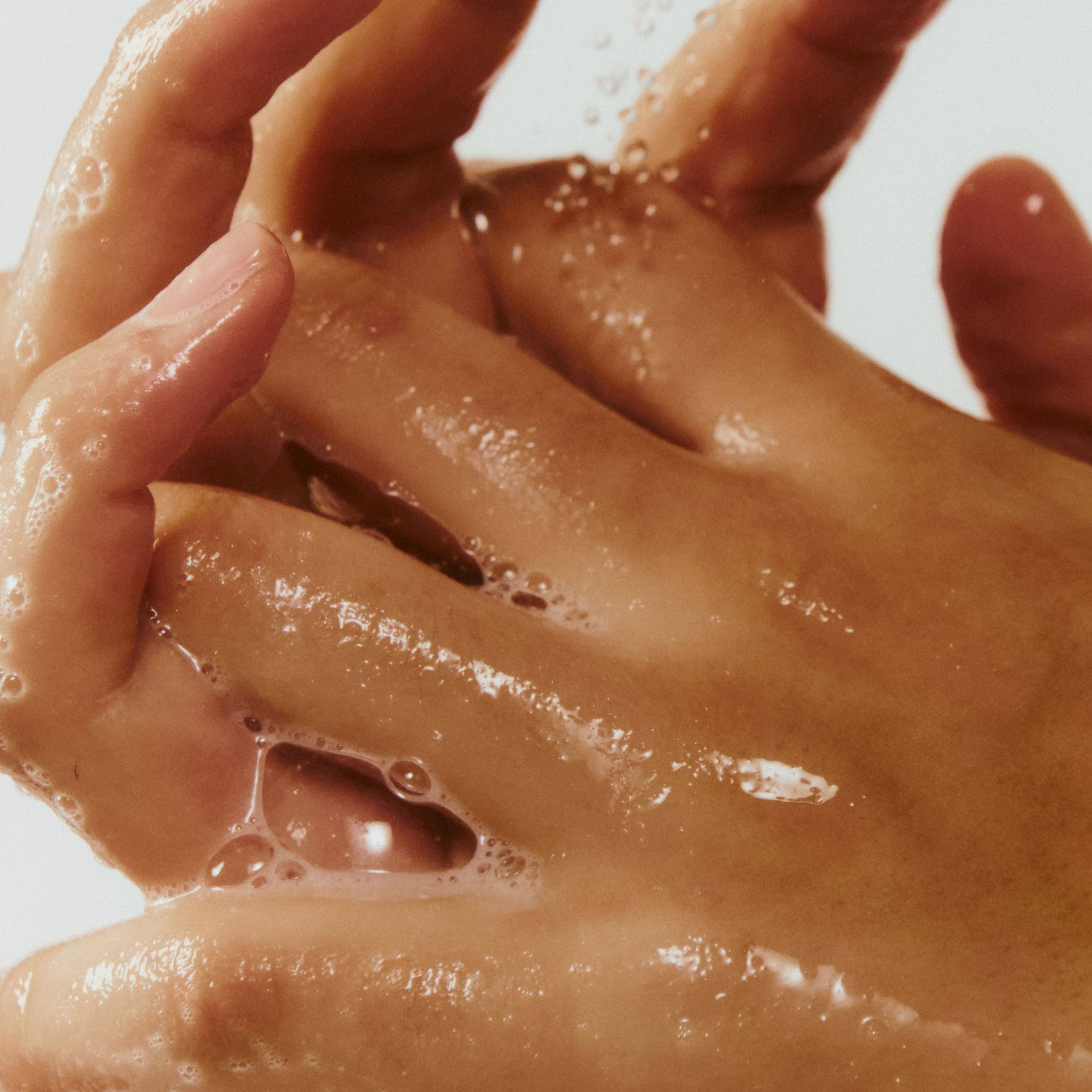 Sidia The Hand Exfoliant - “soaked”