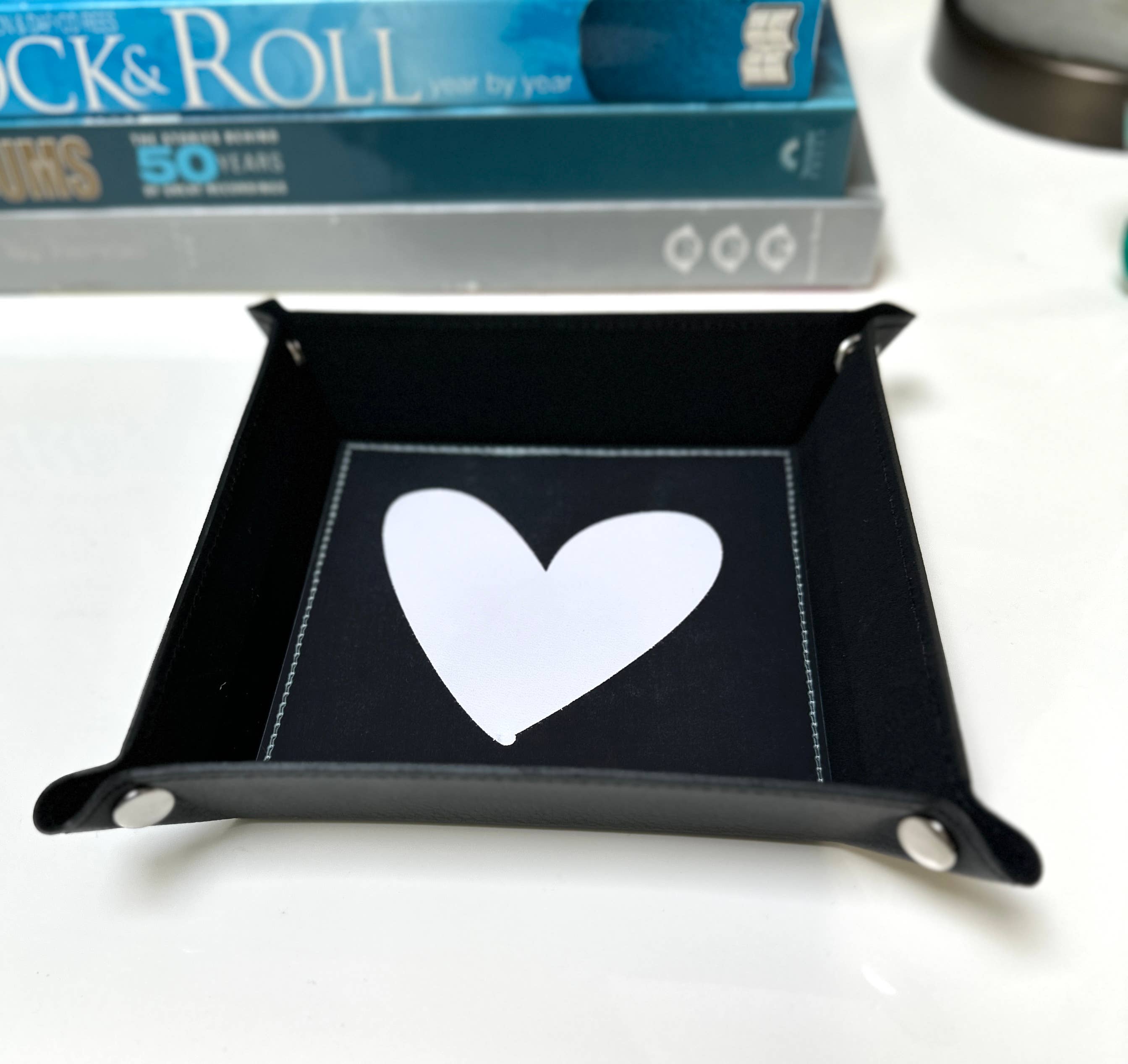 Leather Heart Valet Catchll Tray 