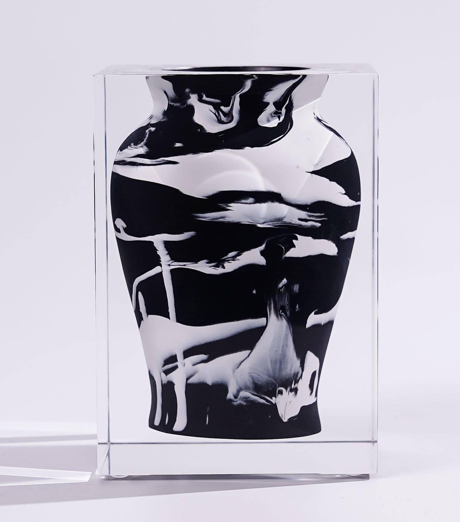 Resin Bud Vase – Wide Mouth: Black Marble