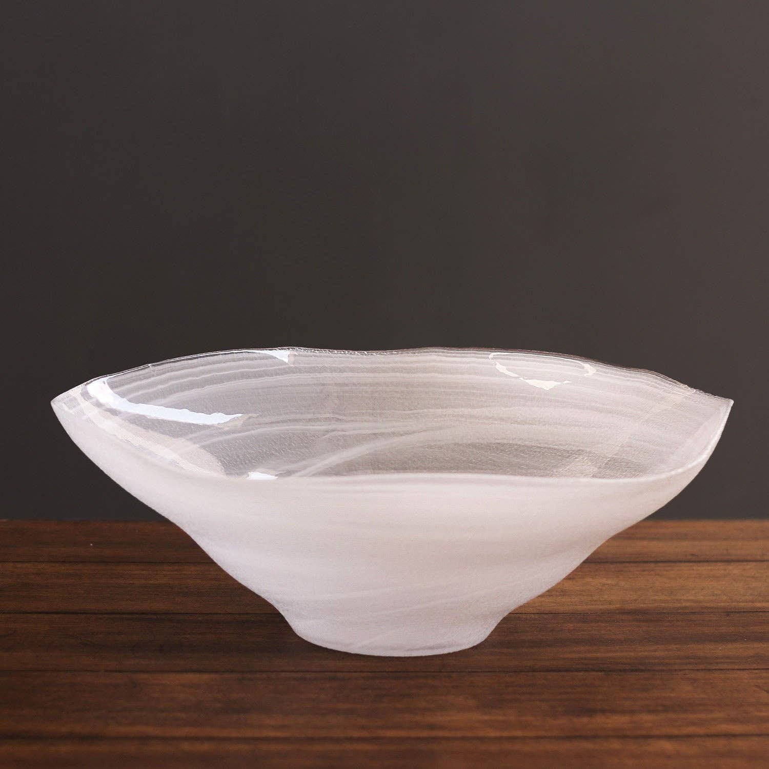 GLASS Alabaster Wave Extra Large Bowl - White