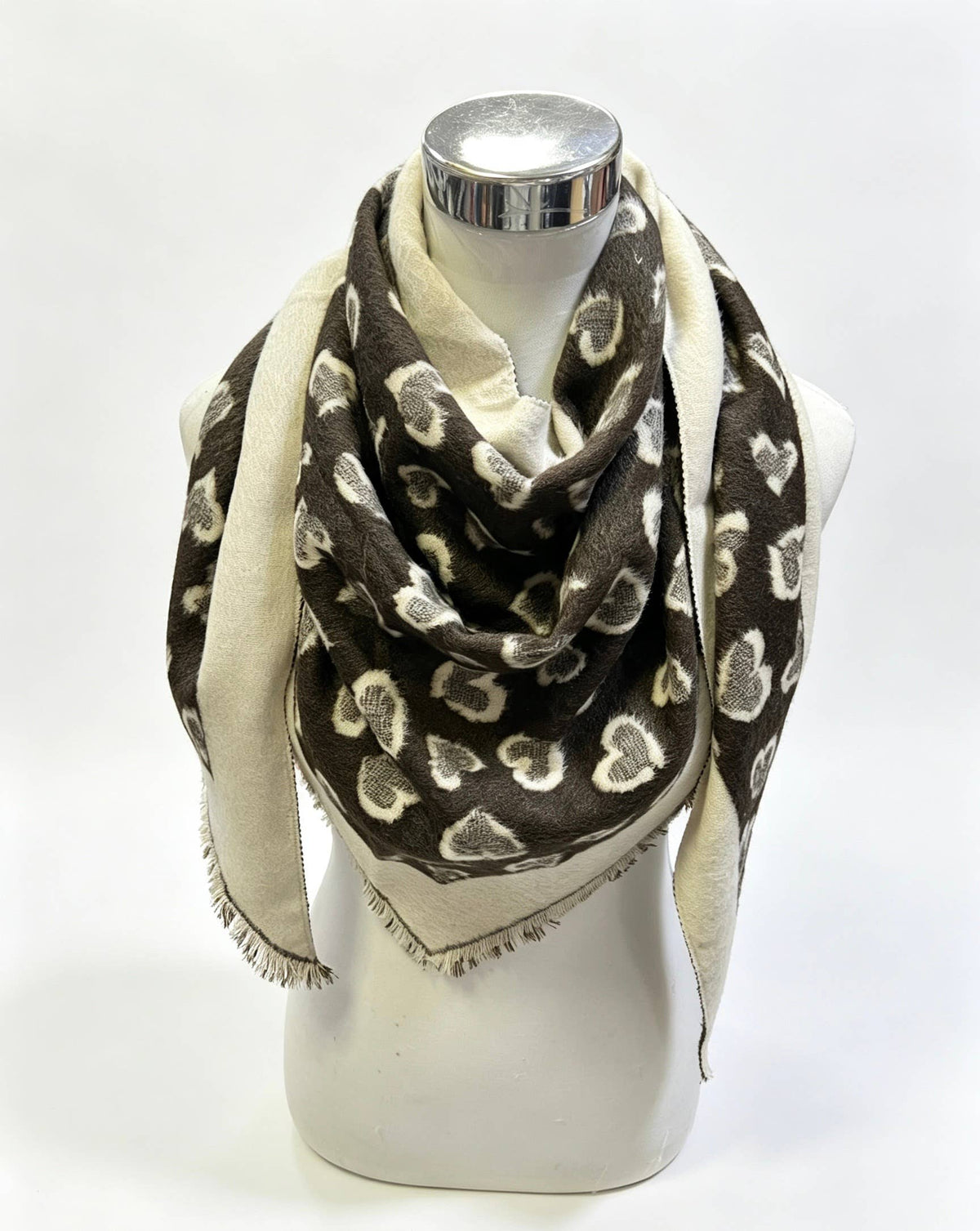 Soft Leopard Heart Triangle - light coffee
