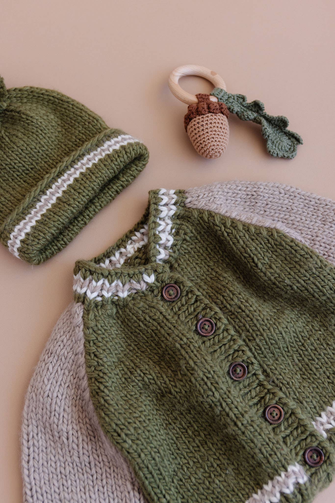 Varsity Cardigan - moss